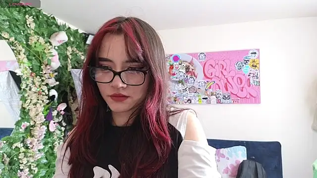 Snapshot of MiaVelvetDoll chatting on March 14, 2026, 2:56 pm MiaVelvetDoll online show from March 14, 2026, 2:56 pm