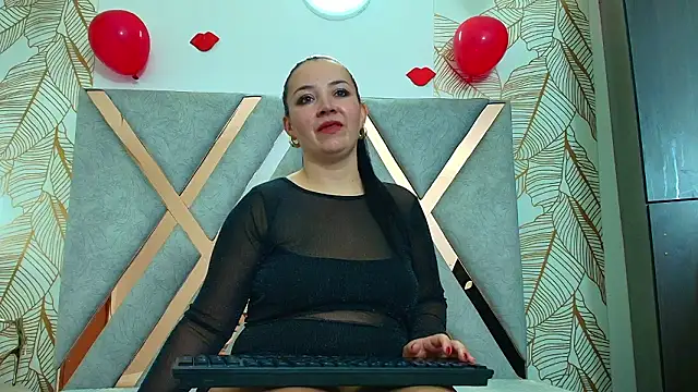 CharlotteSchmidtt online show from February 11, 2026, 11:32 am