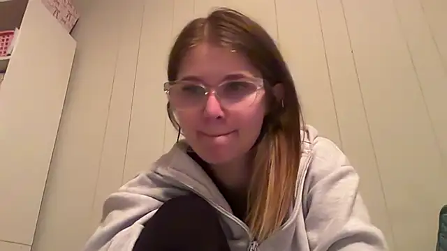 Riley ray69 online show from July 22, 2026, 2:13 am