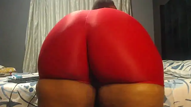 SEXYHUGEASS21 online show from July 24, 2026, 3:24 am