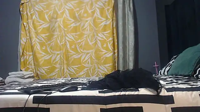 SEXYHUGEASS21 online show from July 15, 2026, 5:47 am