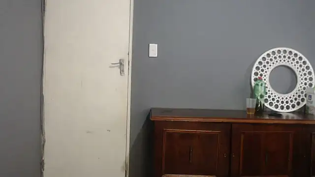 SEXYHUGEASS21 online show from December 2, 2025, 6:37 am