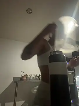 Snapshot of Sophia_House_ chatting on October 27, 2025, 11:05 pm Sophia House online show from October 27, 2025, 11:05 pm