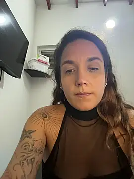 Snapshot of Sophia_House_ chatting on October 25, 2025, 10:43 pm Sophia House online show from October 25, 2025, 10:43 pm