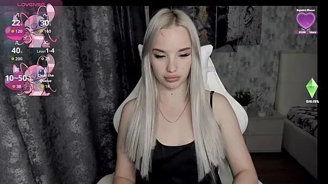 KiraKrox online show from September 10, 2025, 9:14 pm