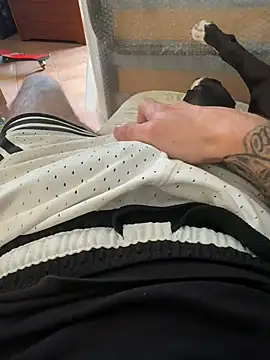 crazygigi22 online show from September 9, 2025, 1:42 pm