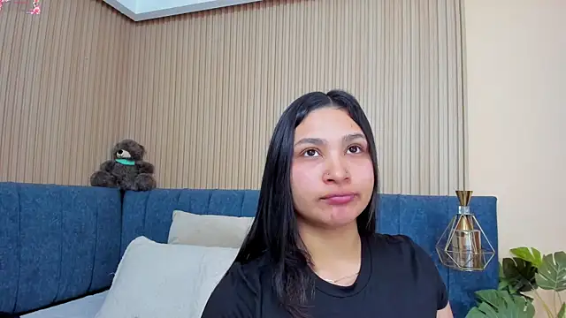 angel ponce online show from November 21, 2025, 7:13 pm