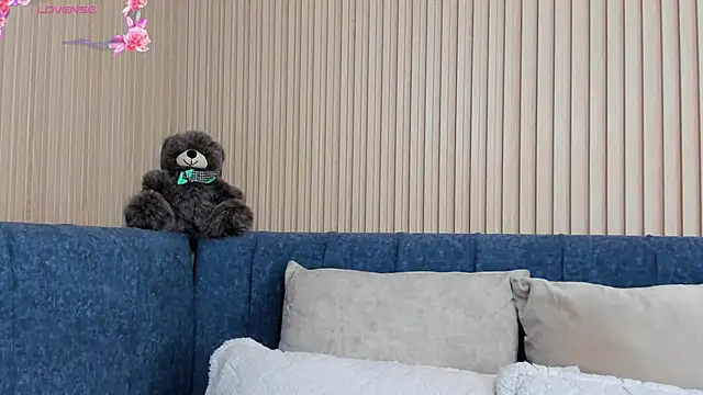 angel ponce online show from October 9, 2025, 7:14 pm