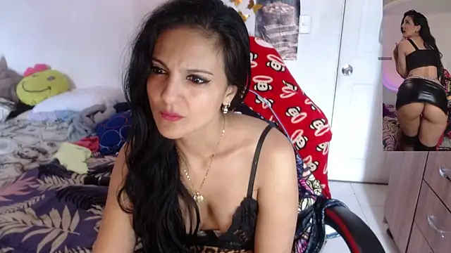 BasmaHernandez online show from May 12, 2026, 4:35 pm