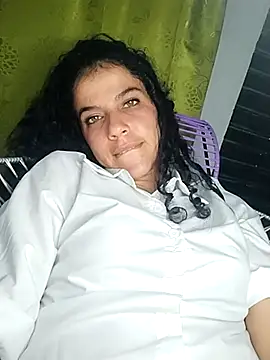 lucerocutte online show from November 10, 2025, 3:44 am