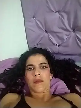 lucerocutte online show from September 9, 2025, 3:05 am