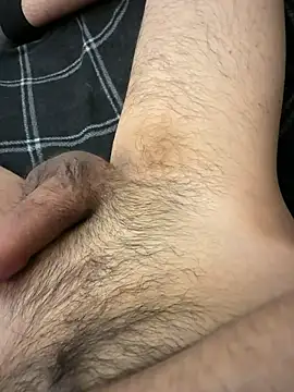 Snapshot of T0PPERS chatting on March 16, 2026, 5:44 am T0PPERS online show from March 16, 2026, 5:44 am