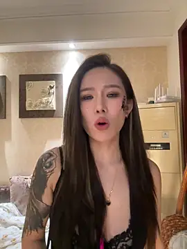 Manson13333 online show from October 29, 2025, 4:39 pm