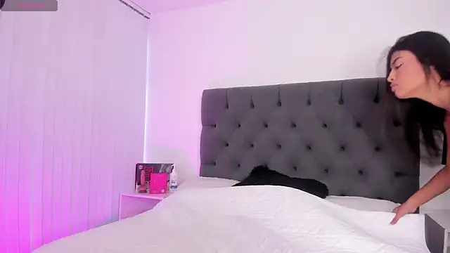 VictoriaParkeer online show from November 20, 2025, 11:44 am