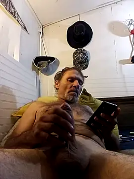 Southerngent1979 online show from November 1, 2025, 5:25 am