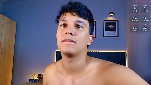 Leo Savage  online show from July 27, 2026, 3:02 am