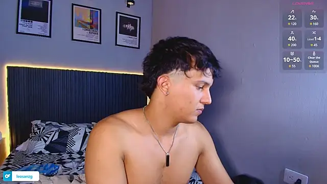 Leo Savage  online show from August 2, 2026, 3:05 am