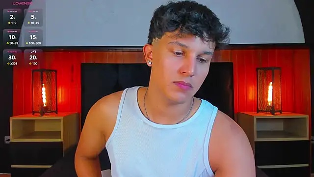 Leo Savage  online show from June 10, 2026, 4:24 am