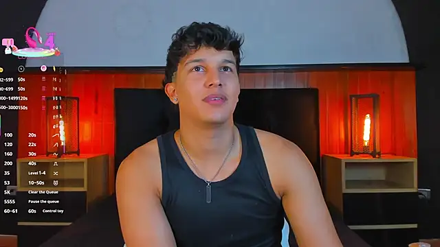 Leo Savage  online show from June 14, 2026, 4:35 am