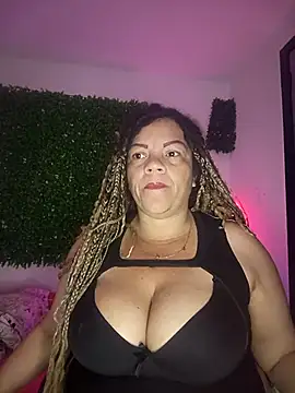 Eva Luxei online show from November 4, 2025, 9:46 am