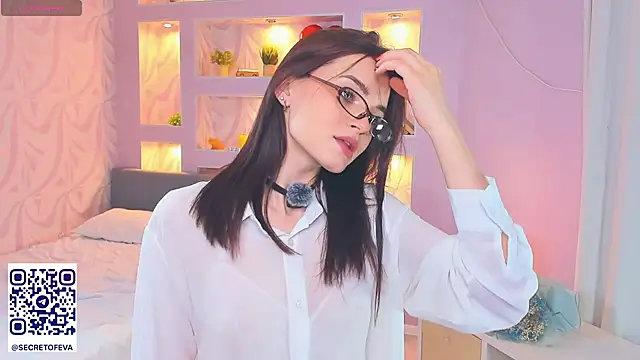 TeriRipka online show from November 7, 2025, 7:07 pm