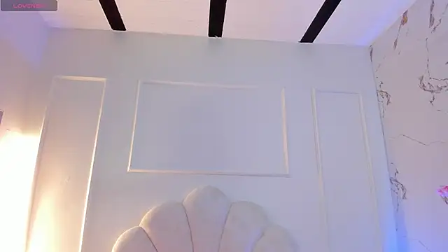 Cloedurant online show from February 5, 2026, 7:32 pm