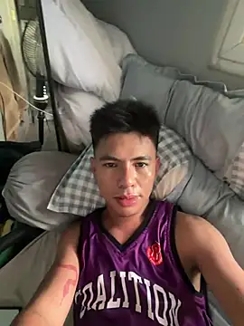 twinkrnboy online show from May 30, 2026, 7:15 am