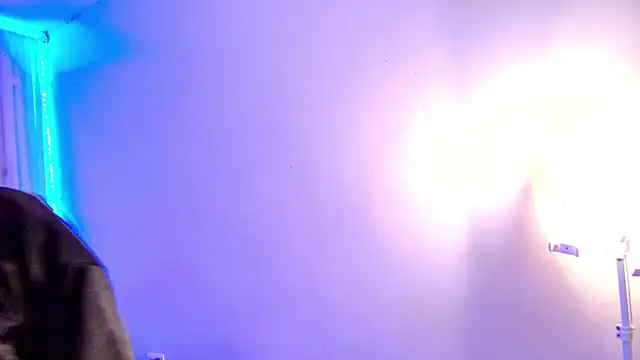 LilyRousee online show from February 20, 2026, 9:39 pm