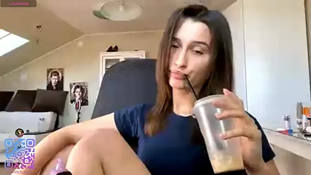 DarlineBrustera online show from July 20, 2026, 2:19 pm