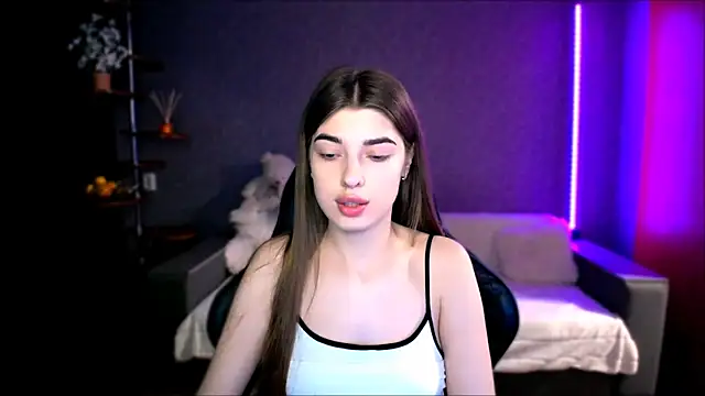 Snapshot of Dianaa_Lee0 chatting on September 18, 2025, 5:27 pm Dianaa Lee0 online show from September 18, 2025, 5:27 pm