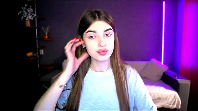 Snapshot of Dianaa_Lee0 chatting on September 24, 2025, 4:57 pm Dianaa Lee0 online show from September 24, 2025, 4:57 pm