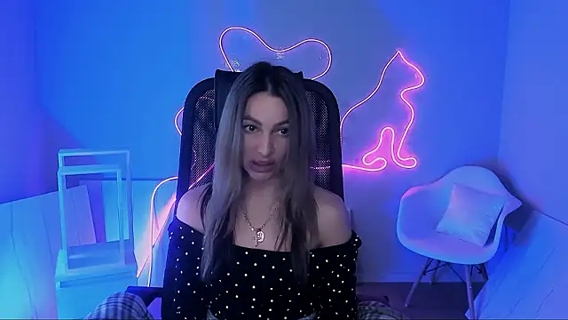 marymaryson online show from February 3, 2026, 9:14 am