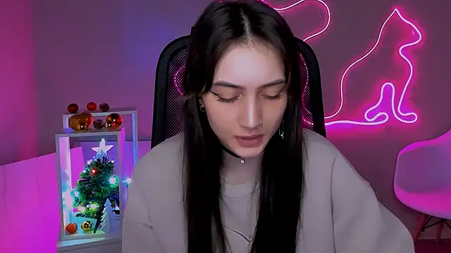 olivianorton online show from January 7, 2026, 12:21 pm