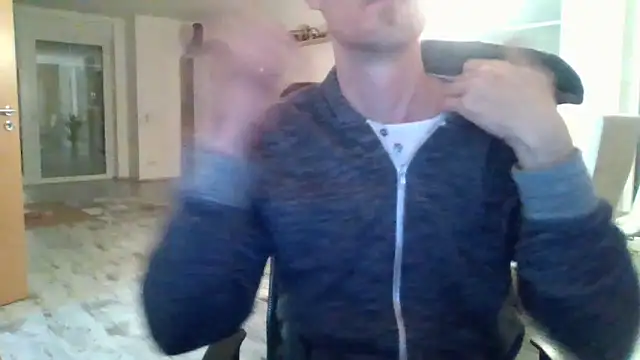 Snapshot of Trockenbau chatting on April 23, 2026, 5:03 pm Trockenbau online show from April 23, 2026, 5:03 pm