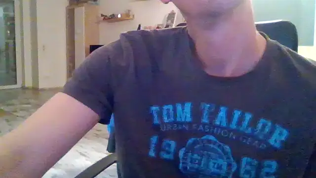 Snapshot of Trockenbau chatting on May 2, 2026, 11:26 am Trockenbau online show from May 2, 2026, 11:26 am