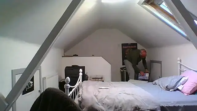 naughtygrandad1 online show from November 27, 2025, 2:28 pm