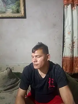 Snapshot of Franklin111230 chatting on March 15, 2026, 1:23 am Franklin111230 online show from March 15, 2026, 1:23 am