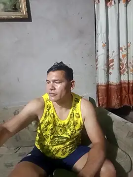 Snapshot of Franklin111230 chatting on March 24, 2026, 12:43 am Franklin111230 online show from March 24, 2026, 12:43 am