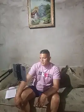 Snapshot of Franklin111230 chatting on February 14, 2026, 1:17 am Franklin111230 online show from February 14, 2026, 1:17 am