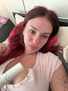 OliviaaFischer online show from July 26, 2026, 7:59 am