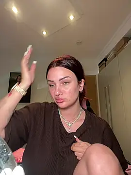 OliviaaFischer online show from June 15, 2026, 3:34 pm