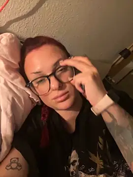 OliviaaFischer online show from October 14, 2025, 10:42 pm