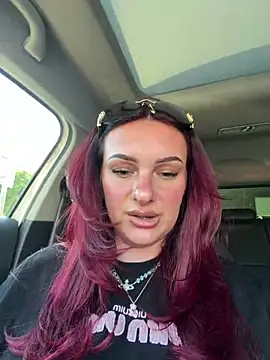 OliviaaFischer online show from July 11, 2026, 5:24 pm