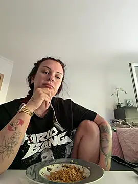 OliviaaFischer online show from July 13, 2026, 9:41 am
