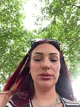 OliviaaFischer online show from July 22, 2026, 2:19 pm
