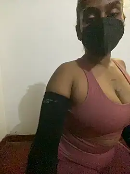 HitwifeSL online show from July 22, 2026, 3:03 pm