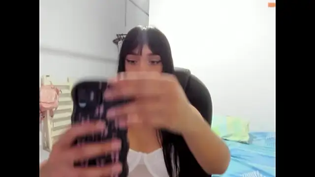 Snapshot of mia_katteyes chatting on March 13, 2026, 2:38 am mia katteyes online show from March 13, 2026, 2:38 am