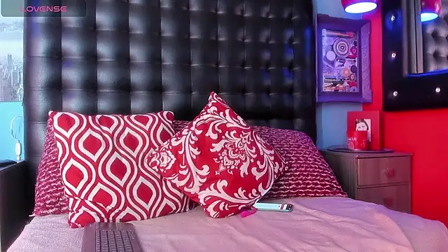 Kyes Dreams3 online show from September 14, 2025, 4:46 am