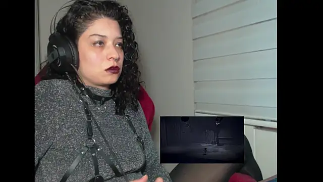 miss carmila1 online show from October 10, 2025, 10:43 pm