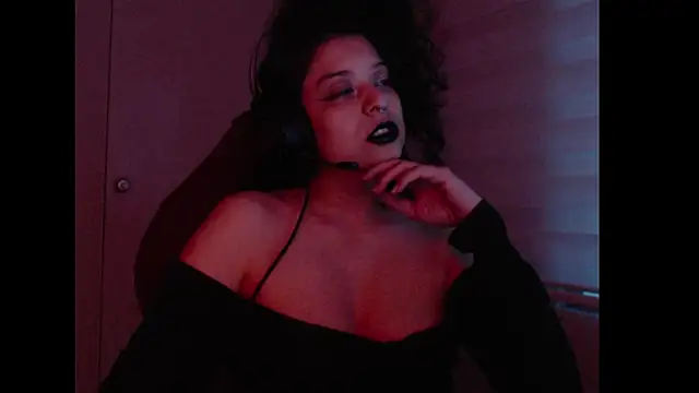 miss carmila1 online show from October 6, 2025, 10:54 pm